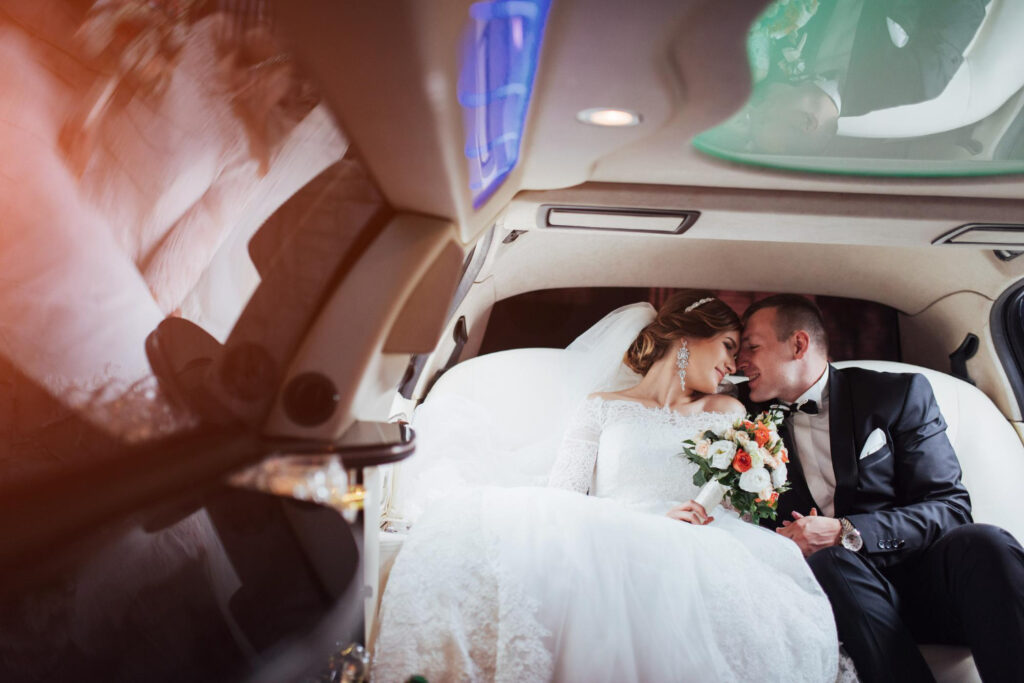 Making Your Wedding Unforgettable with the Right Limousine Service