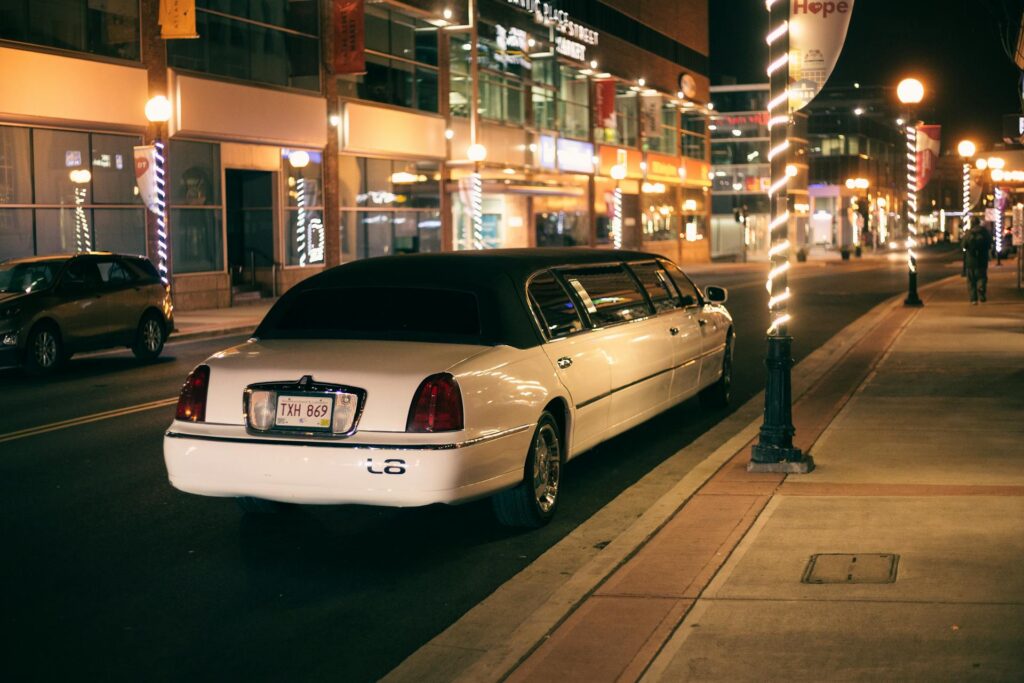 How Event Limousines Help Manage Large Crowds