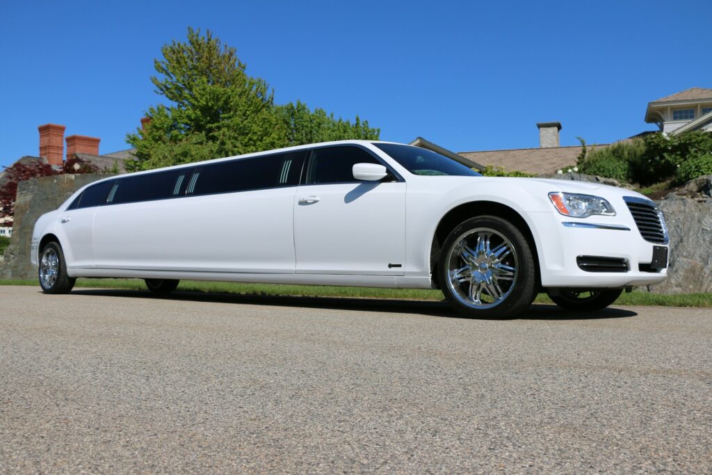 Where Santa Barbara Limo Service Fits in Weekend Travel Plans