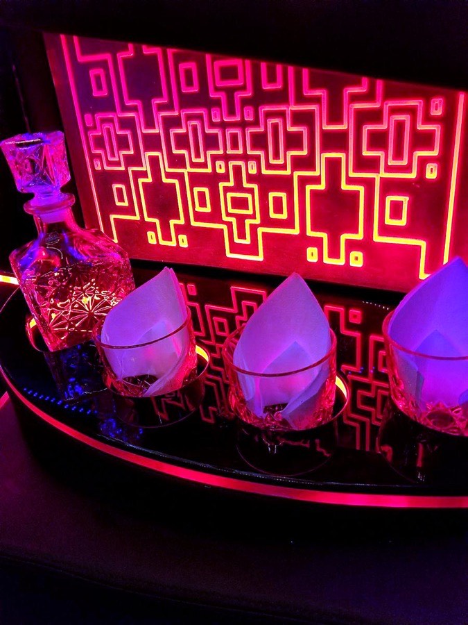 Bar fixture inside the Lincoln Continental stretch limousine